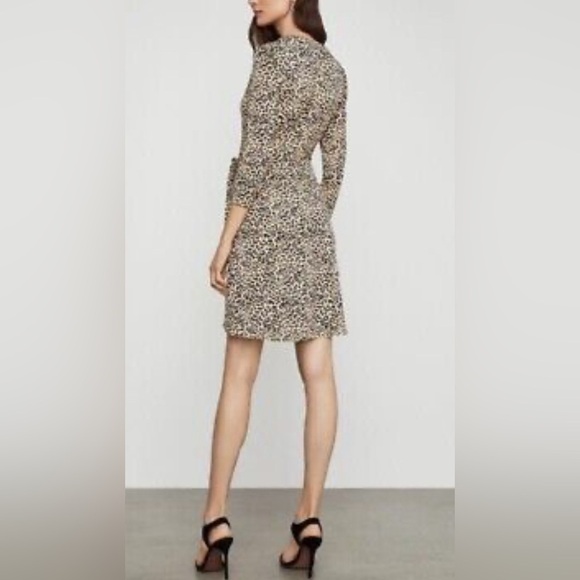 BCBG Adele Leopard Print Wrap Dress size small - Picture 4 of 8